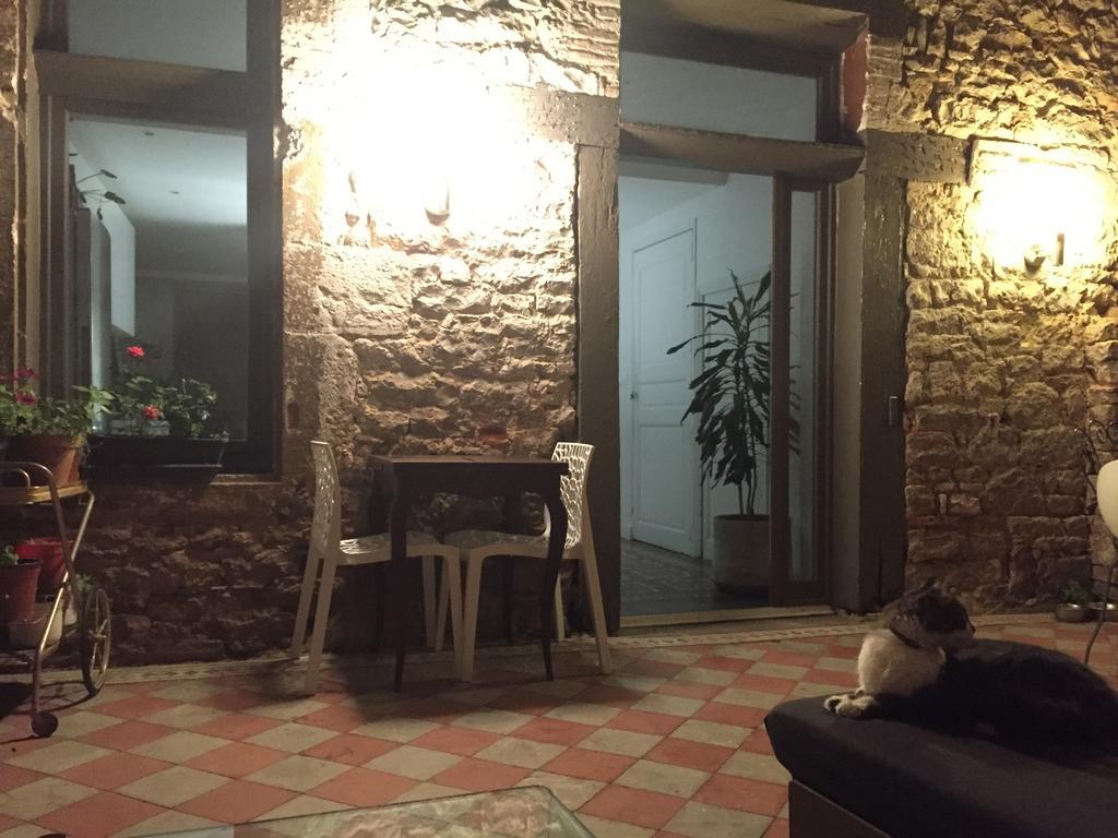 B&B Le Chat Qui Dort Montricoux Esterno foto